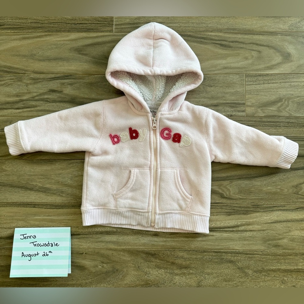 Baby GAP Girl’s Sweater Size 6-12 Months